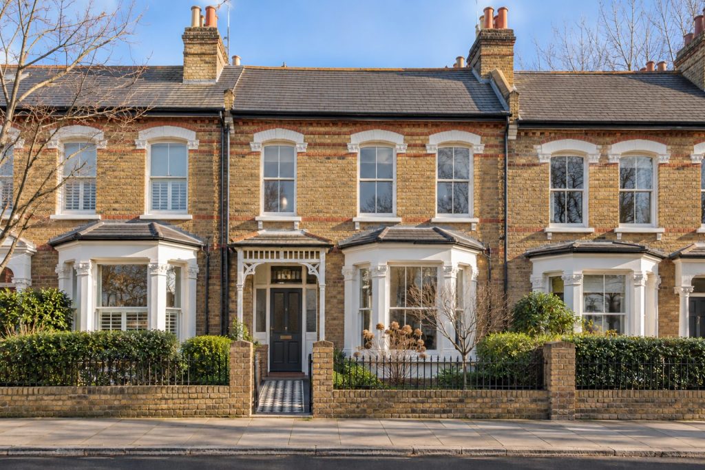 Front exterior, eye-level view of the front elevation - 4-bedroom terraced house in Battersea