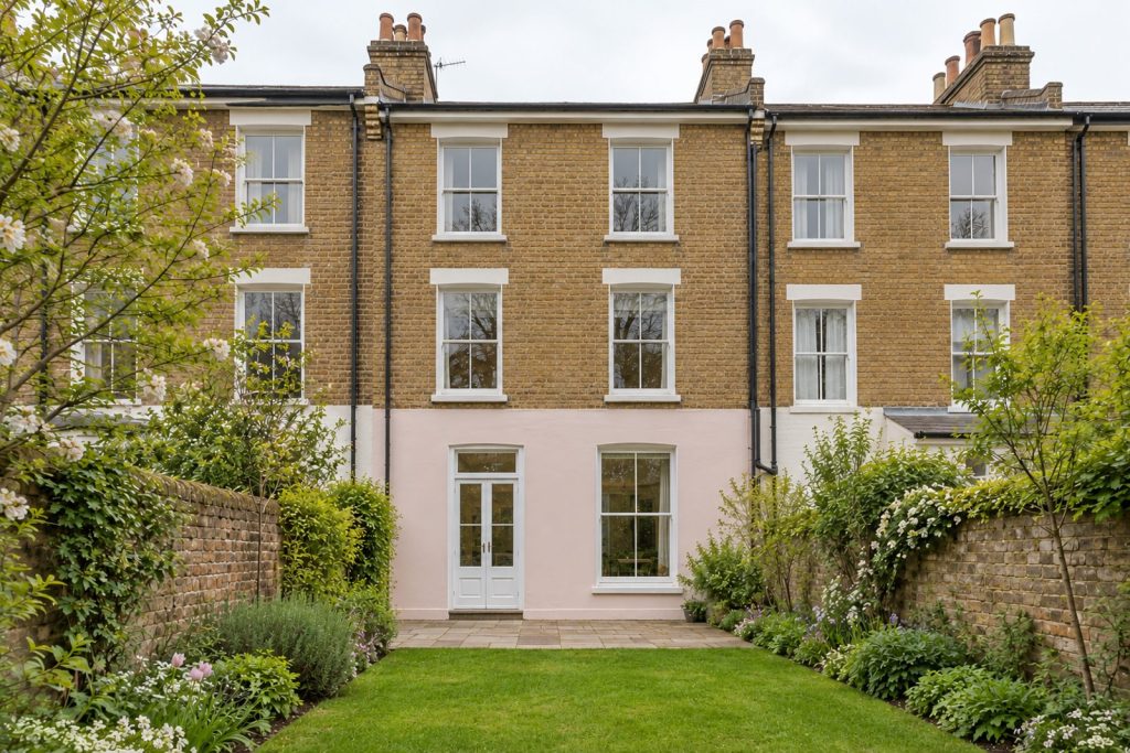 Rear garden, rear elevation seen from the garden - 4-bedroom town house in Putney