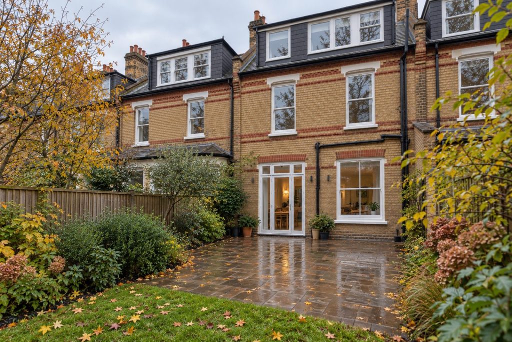 Rear garden, the garden looking back toward the house - 4-bedroom terraced house in Tooting