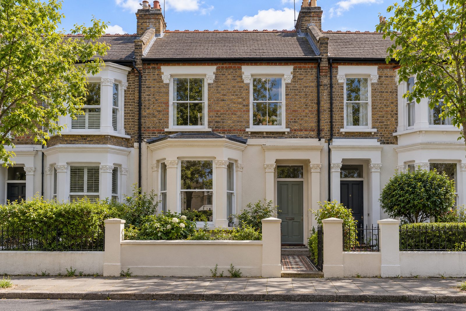 Front exterior, eye-level view of the front elevation - 4-bedroom terraced house in Battersea