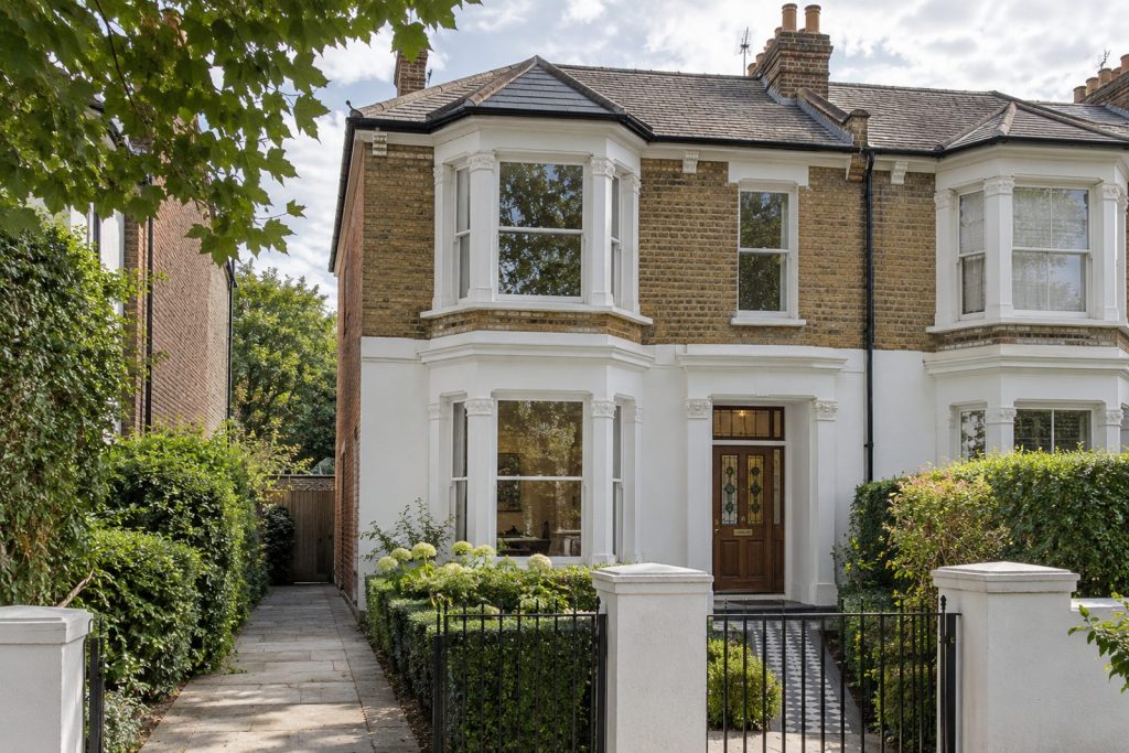 Front exterior, eye-level view of the front elevation - 4-bedroom semi-detached house in Balham