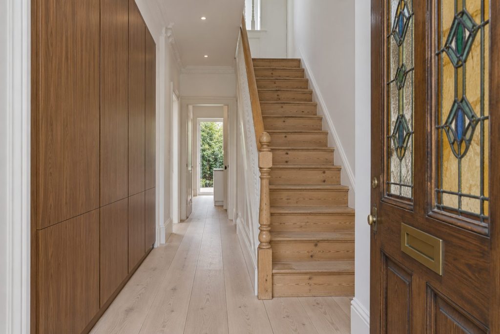 Hall, wide view from the doorway - 4-bedroom semi-detached house in Balham