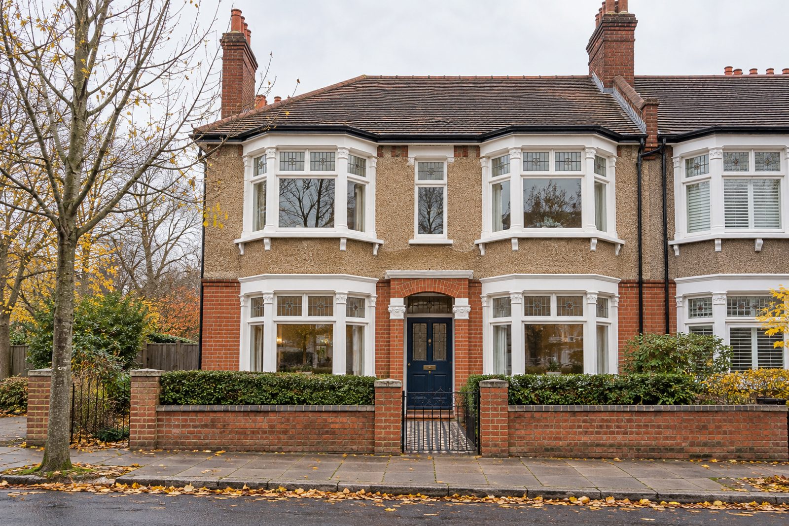 Front exterior, eye-level view of the front elevation - 5-bedroom semi-detached house in Wandsworth