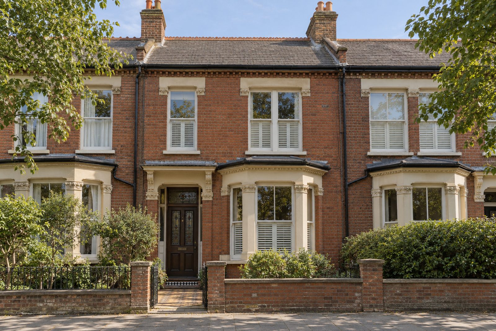 Front exterior, eye-level view of the front elevation - 3-bedroom terraced house in Earlsfield