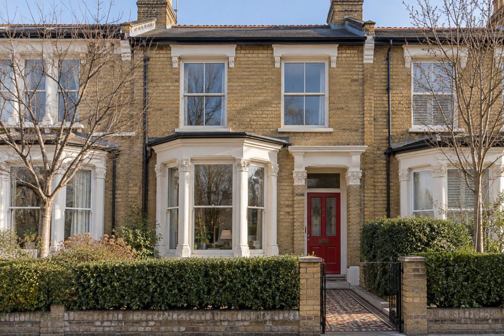 Front exterior, eye-level view of the front elevation - 3-bedroom terraced house in Wimbledon