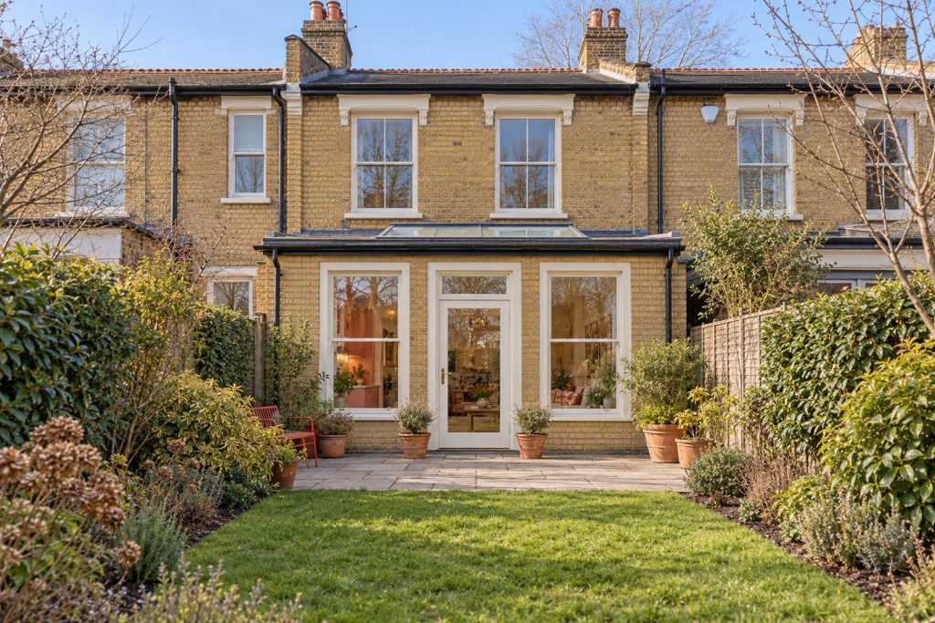 Rear garden, rear elevation seen from the garden - 3-bedroom terraced house in Wimbledon
