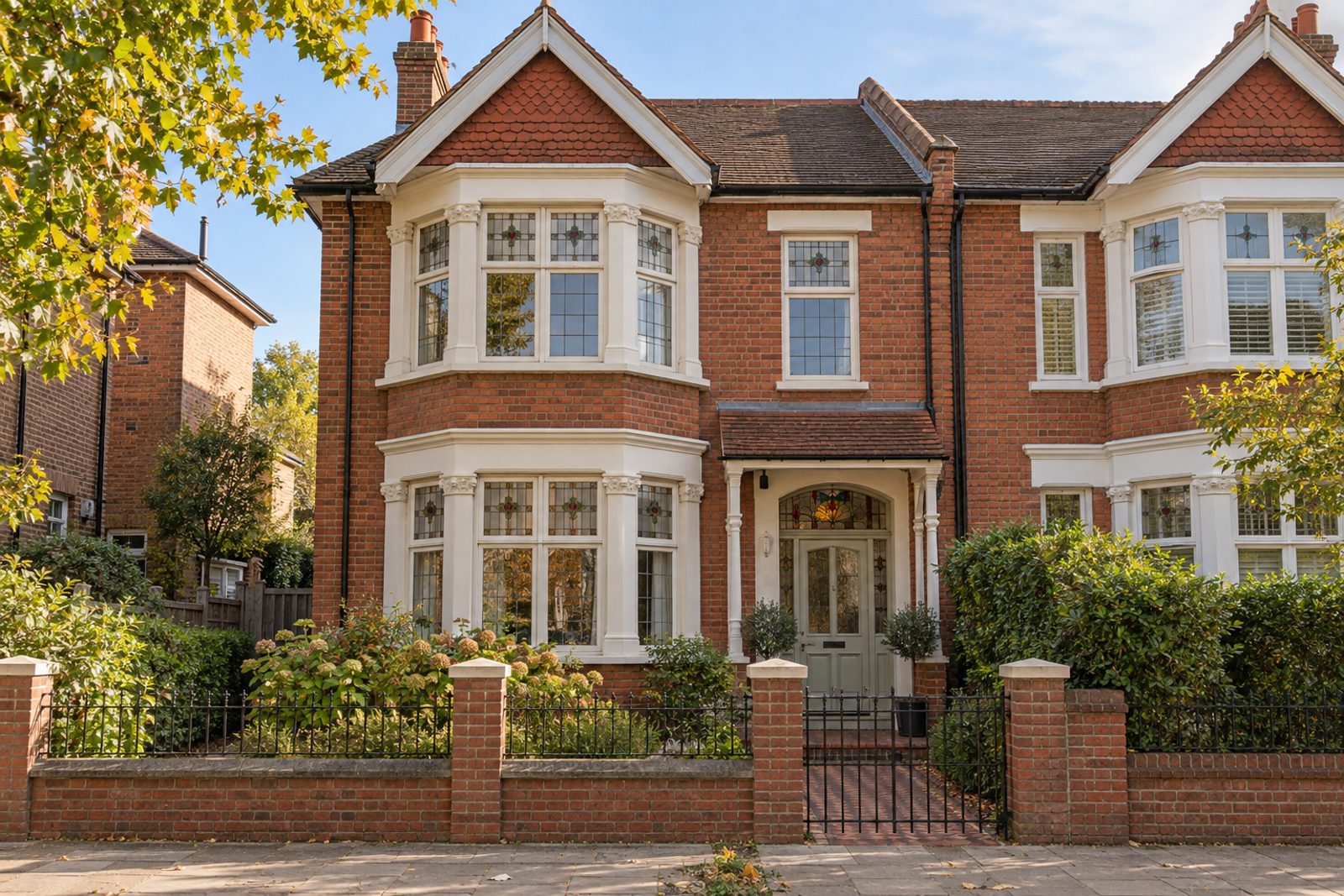 Front exterior, eye-level view of the front elevation - 4-bedroom semi-detached house in Putney