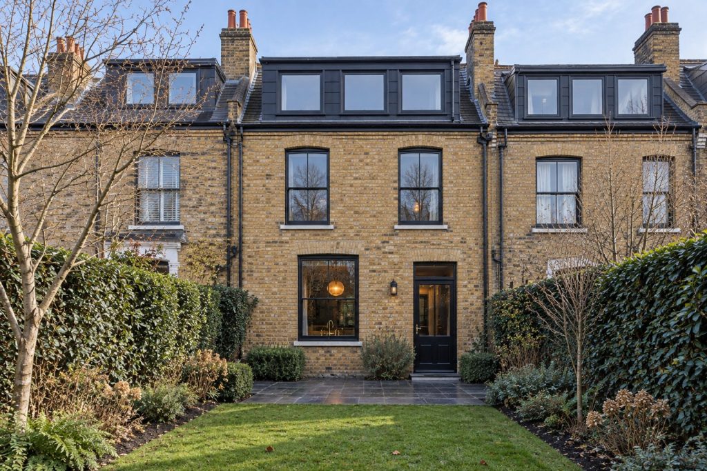 Rear garden, rear elevation seen from the garden - 5-bedroom terraced house in Fulham