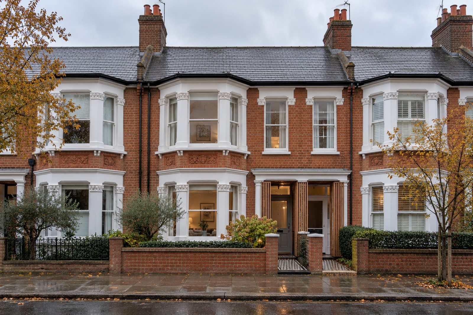 Front exterior, eye-level view of the front elevation - 4-bedroom terraced house in Putney