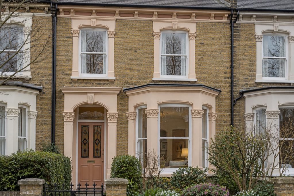 Front exterior, eye-level view of the front elevation - 5-bedroom terraced house in Brixton