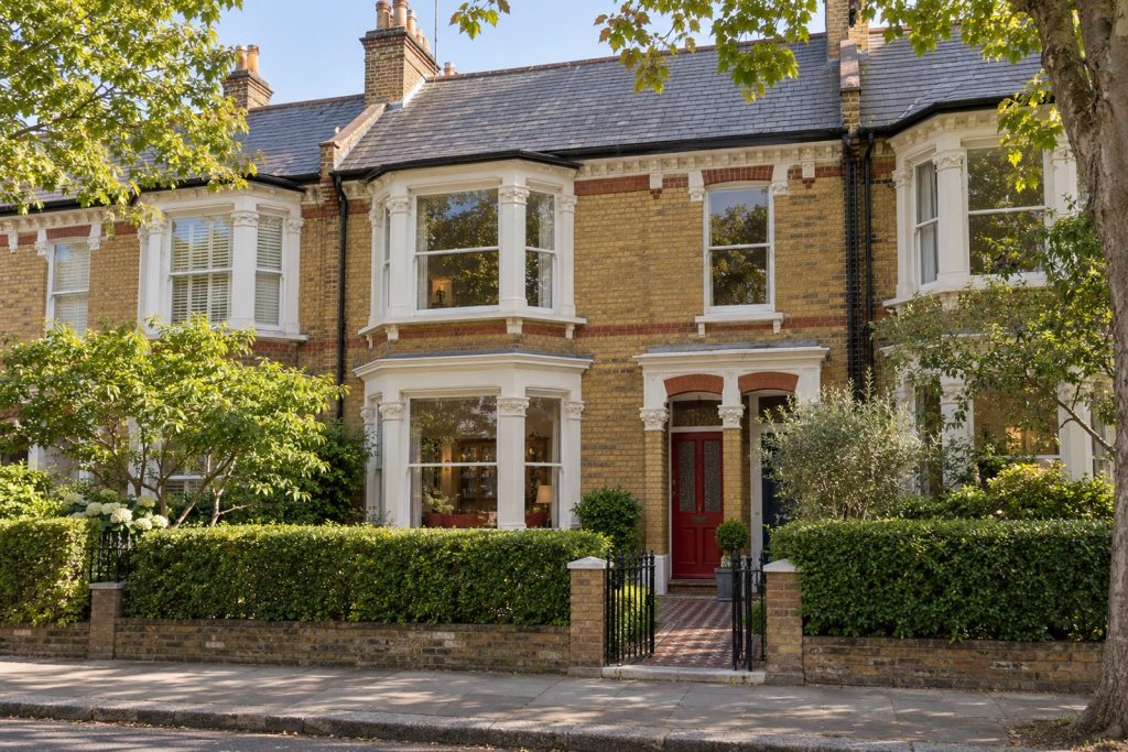 Front exterior, eye-level view of the front elevation - 5-bedroom terraced house in Wandsworth