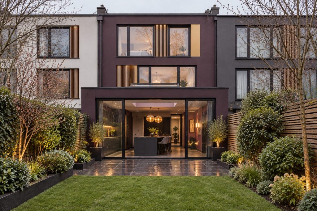 Rear garden, rear elevation seen from the garden - 5-bedroom terraced house in Clapham