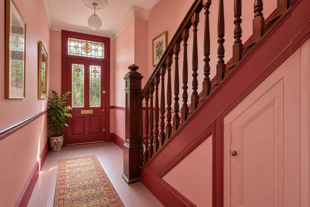 Hall, wide view from the doorway - 4-bedroom terraced house in Tooting