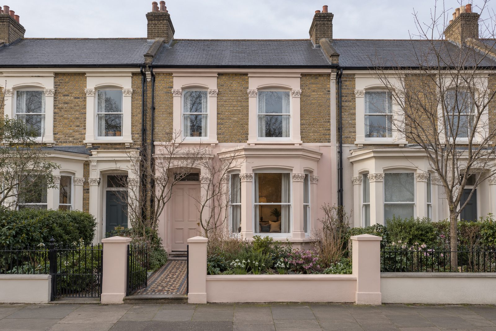 Front exterior, eye-level view of the front elevation - 4-bedroom terraced house in Balham