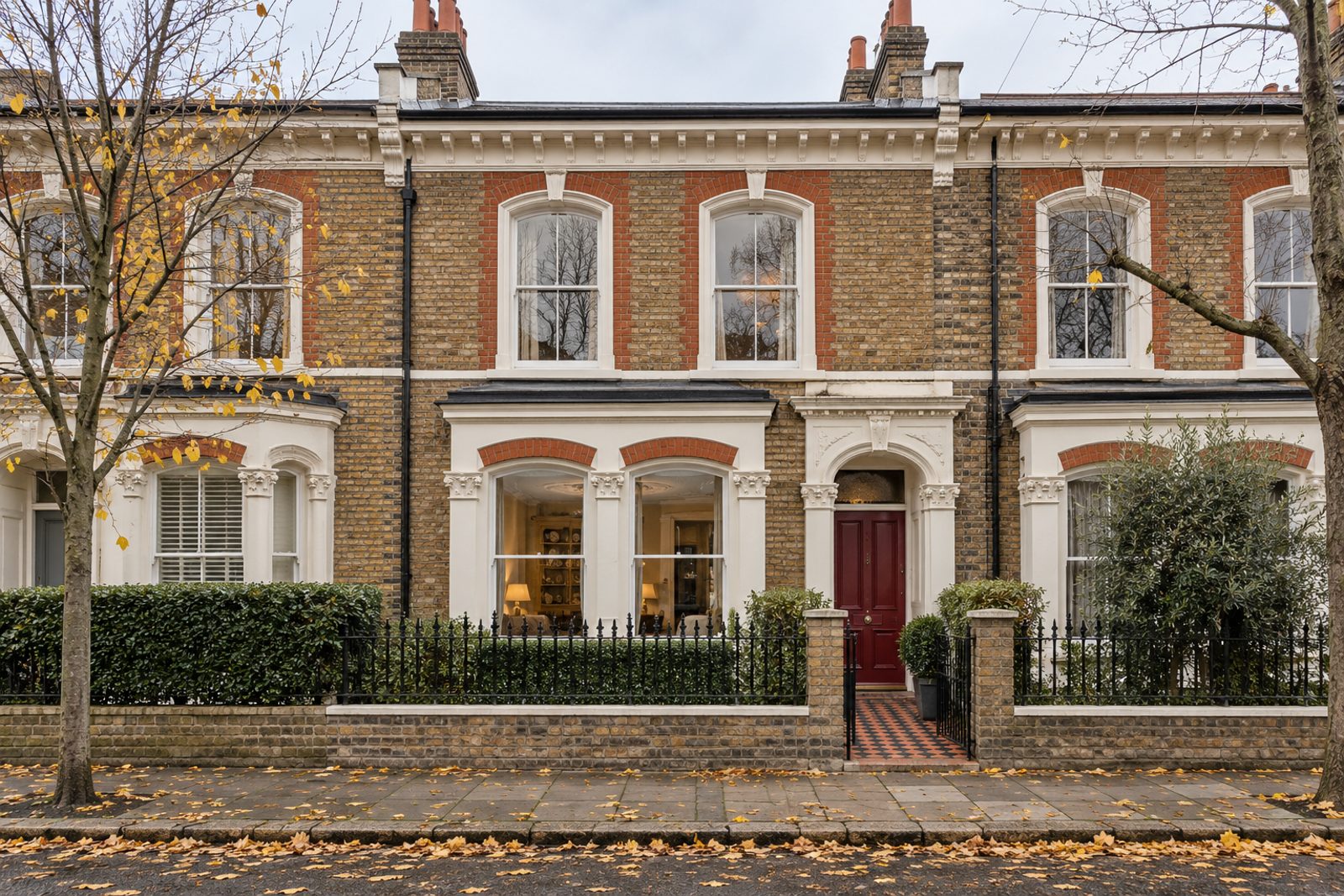 Front exterior, eye-level view of the front elevation - 2-bedroom cottage in Clapham