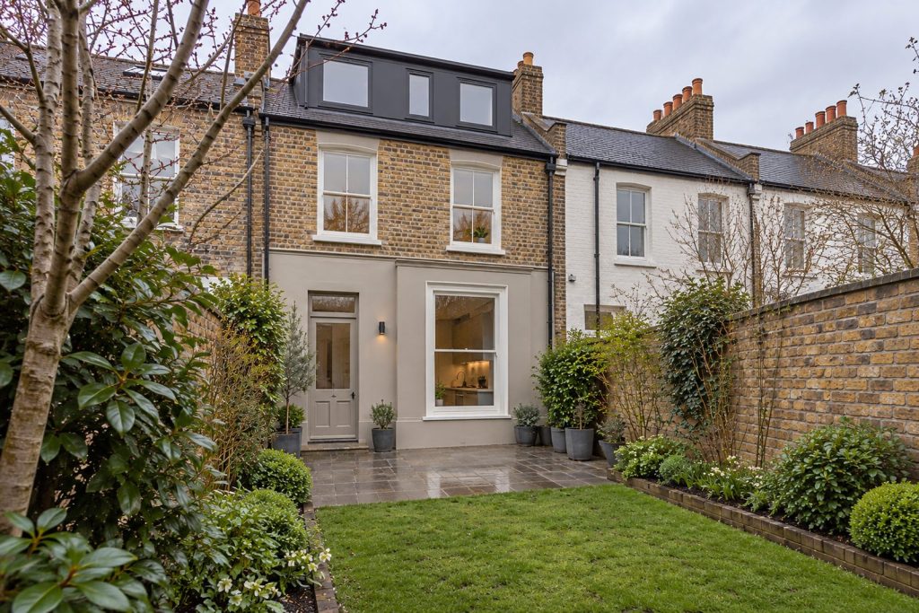 Rear garden, the garden looking back toward the house - 5-bedroom terraced house in Balham