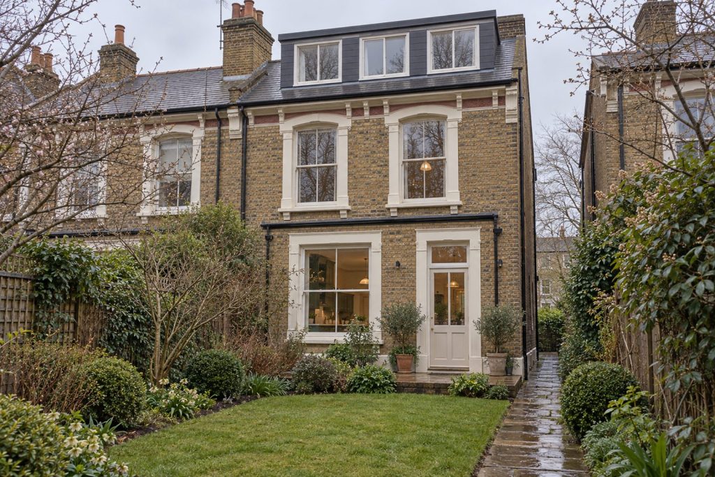 Rear garden, rear elevation seen from the garden - 4-bedroom semi-detached house in Wimbledon