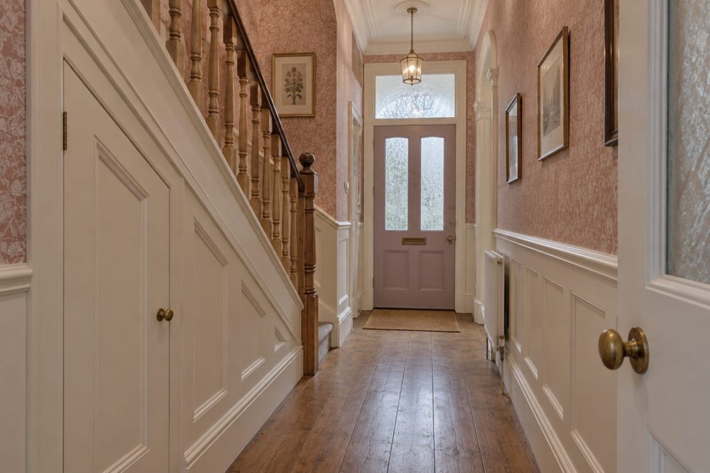 Hall, wide view from the doorway - 4-bedroom semi-detached house in Wimbledon