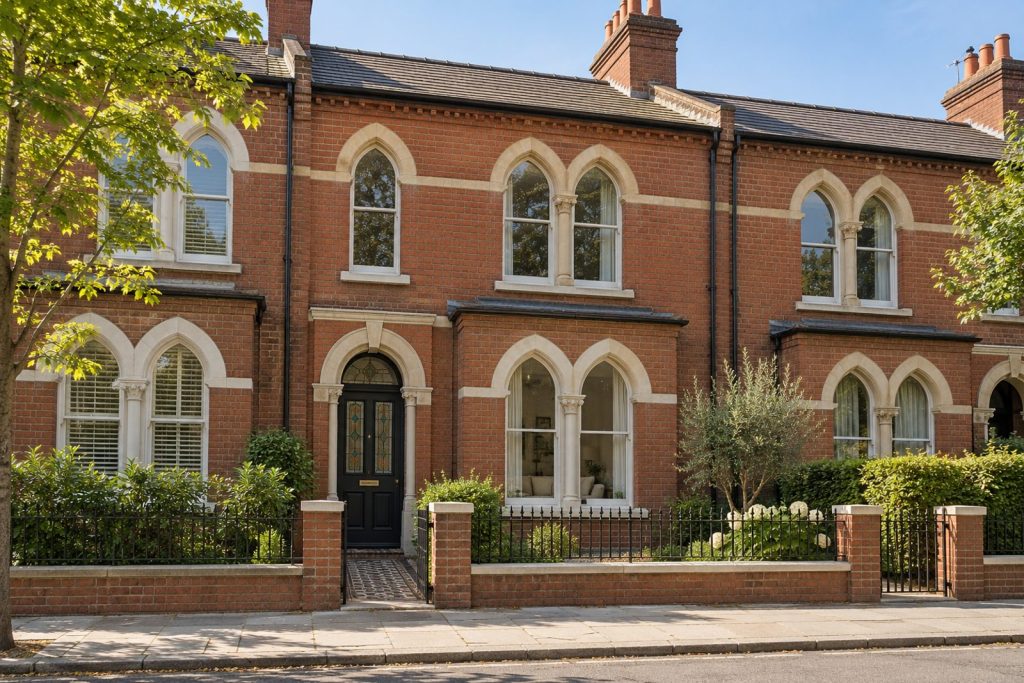 Front exterior, eye-level view of the front elevation - 3-bedroom terraced house in Balham