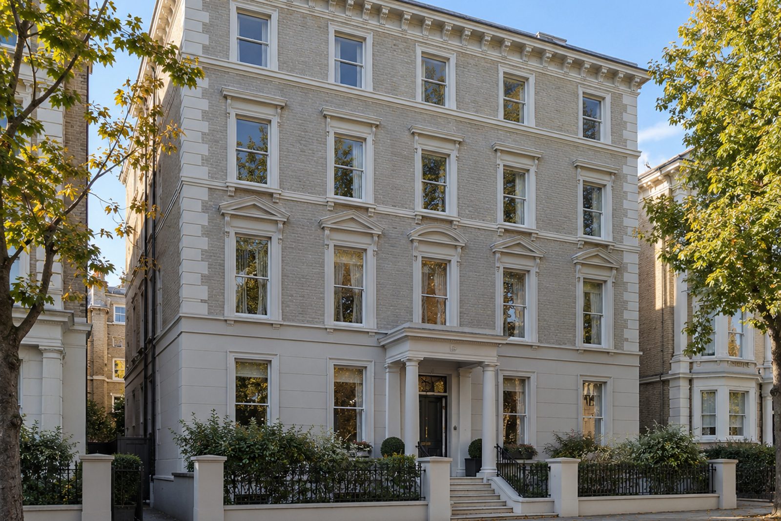 Front exterior, eye-level view of the building and its entrance - 3-bedroom flat in Battersea