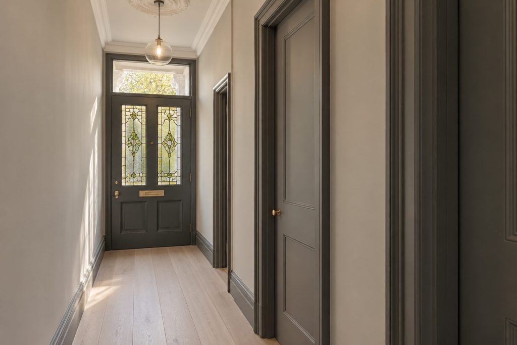 Entrance hall, wide view from the doorway - 2-bedroom flat in Wandsworth