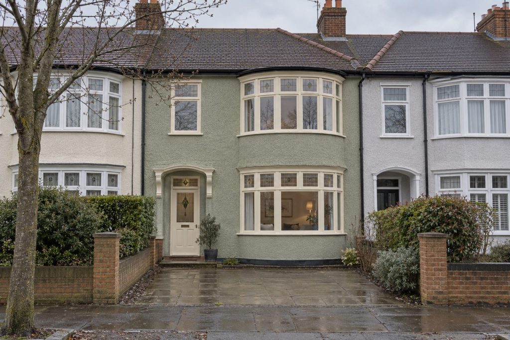 Front exterior, eye-level view of the front elevation - 4-bedroom terraced house in Balham