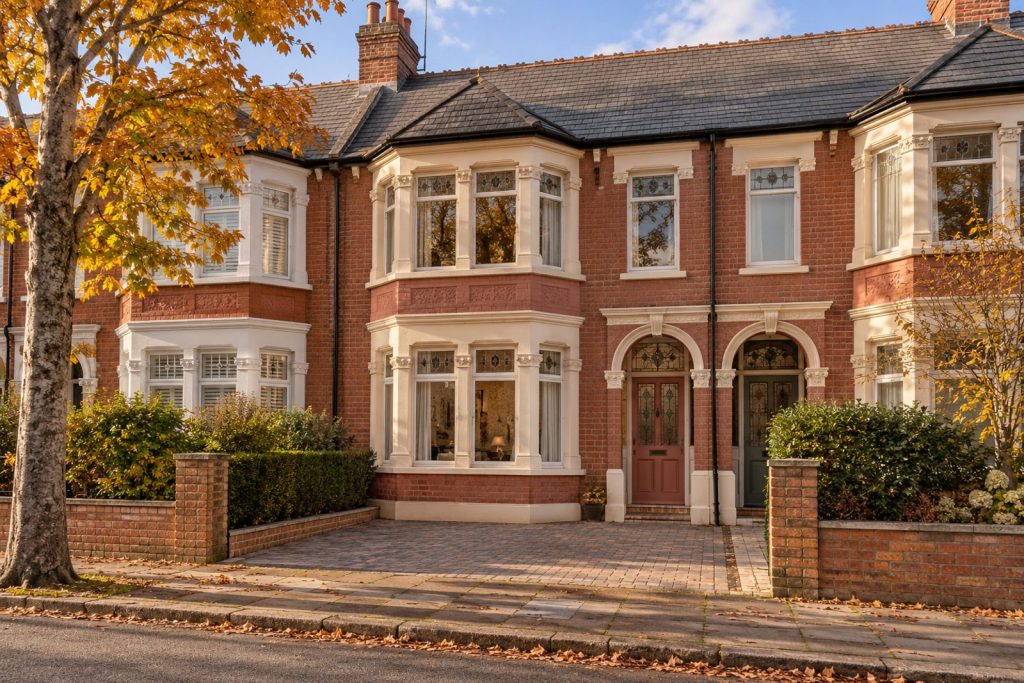 Front exterior, eye-level view of the front elevation - 4-bedroom terraced house in Fulham