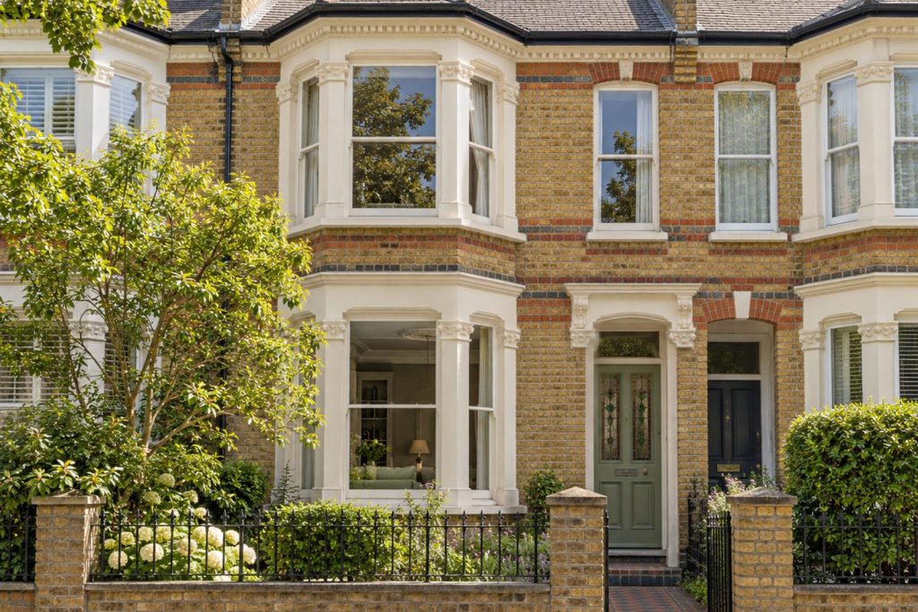 Front exterior, eye-level view of the front elevation - 3-bedroom terraced house in Balham