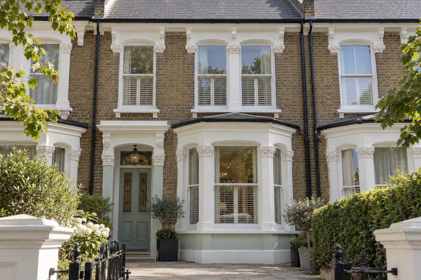 Front exterior, eye-level view of the front elevation - 4-bedroom terraced house in Streatham
