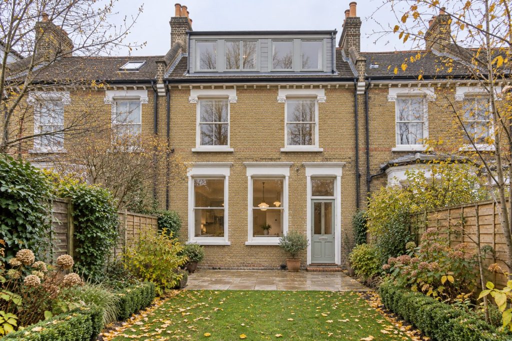 Rear garden, rear elevation seen from the garden - 5-bedroom terraced house in Putney