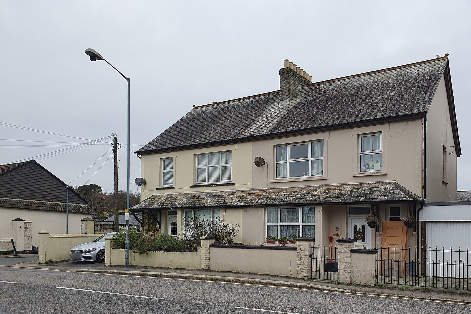 Edwardian semi-detached pair with slate roof and porch canopy, Truro, Cornwall